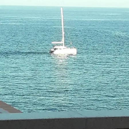 Olas Atico Penhouse With Terrace And Sea View, 2 Bedrooms Lägenhet *