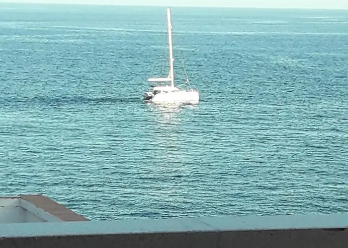 Olas Atico Penhouse With Terrace And Sea View, 2 Bedrooms Apartamento *